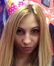 Устинова Елена