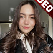 Siyanna Rezvanova