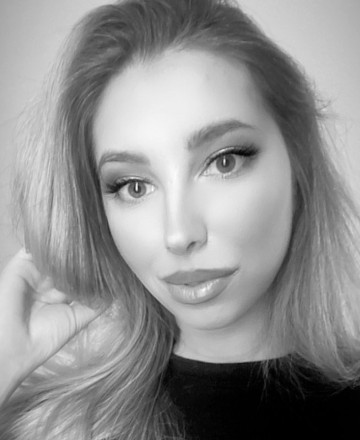 Иванникова Александра Омаровна