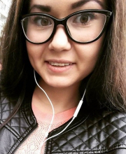 Яна Денисовна
